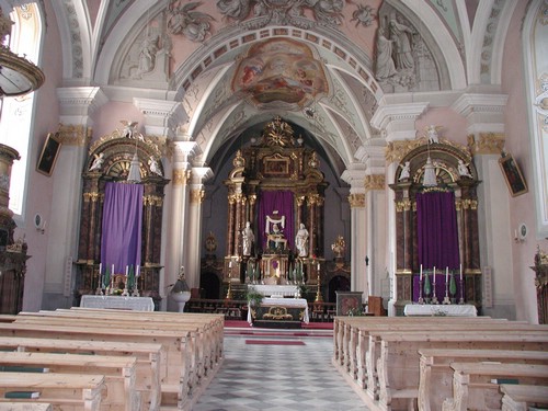Eine eindrucksvolle Kirche in diesem kleinen Ort