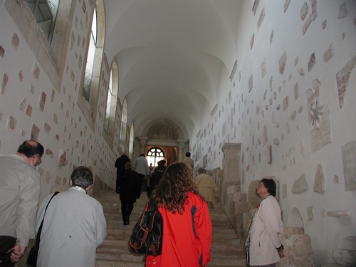 Im II. Weltkrieg wurde das Kloster vllig zerstrt