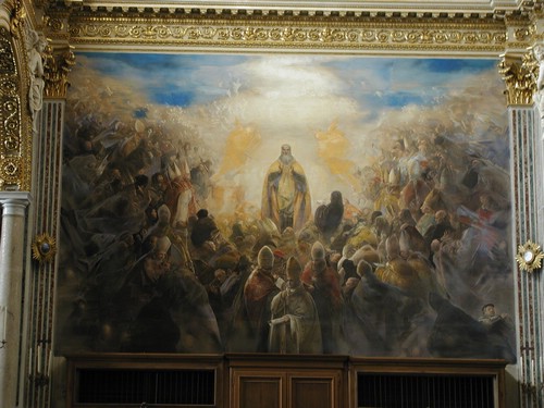 Das Bild ber dem Eingangsbereich der Kirche
