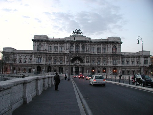 Der Justizpalast am Tiber