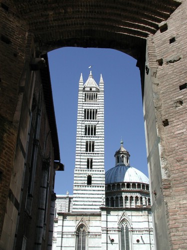 Der Campanile des Doms von Siena